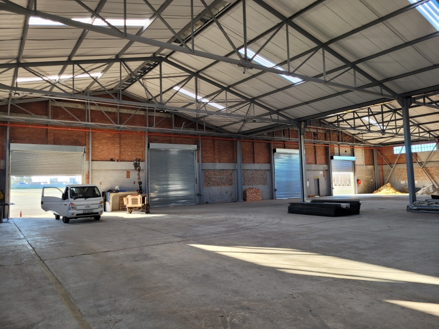 To Let Commercial Property for Rent in Maitland Western Cape